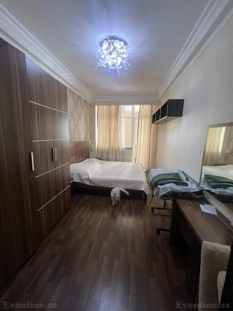 Satılır 4 otaqlı Mənzil Yeni tikili 185 m² Xətai m. - şəkil 5