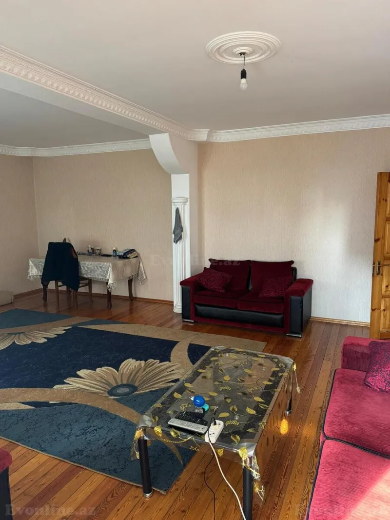 Satılır 5 otaqlı Mənzil Köhnə tikili 100 m² Əhmədli m. - şəkil 4