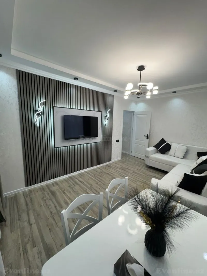 Satılır 2 otaqlı Mənzil Köhnə tikili 48 m² Neftçilər m.