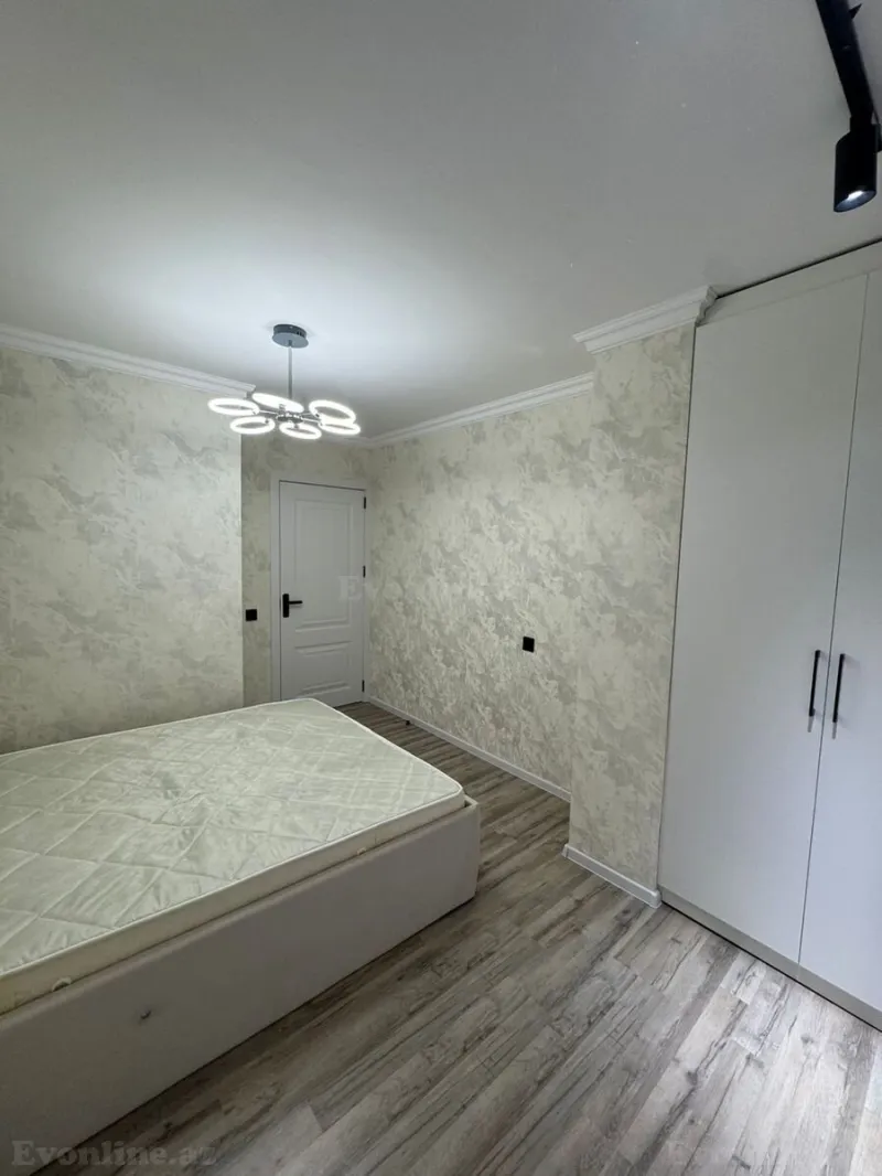 Satılır 2 otaqlı Mənzil Köhnə tikili 48 m² Neftçilər m. - şəkil 6