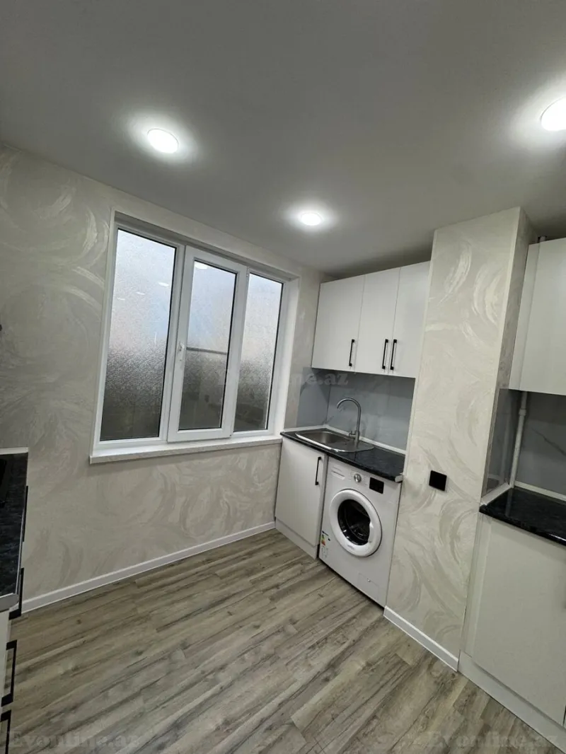 Satılır 2 otaqlı Mənzil Köhnə tikili 48 m² Neftçilər m. - şəkil 9