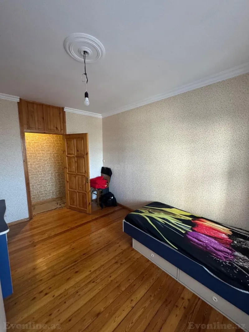 Satılır 4 otaqlı Mənzil Köhnə tikili 100 m² Həzi Aslanov m. - şəkil 9