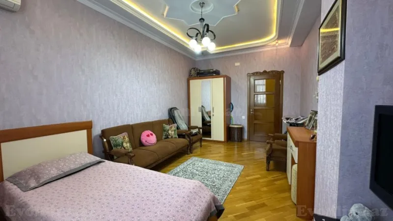 Satılır 3 otaqlı Mənzil Yeni tikili 140 m² İnşaatçılar m. - şəkil 5
