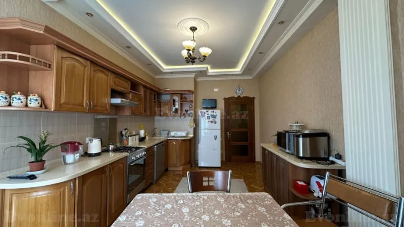 Satılır 3 otaqlı Mənzil Yeni tikili 140 m² İnşaatçılar m. - şəkil 15