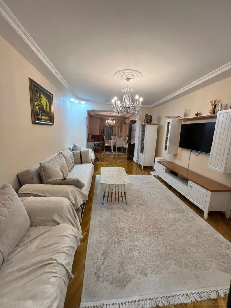 Satılır 3 otaqlı Mənzil Köhnə tikili 125 m² Sabunçu r.