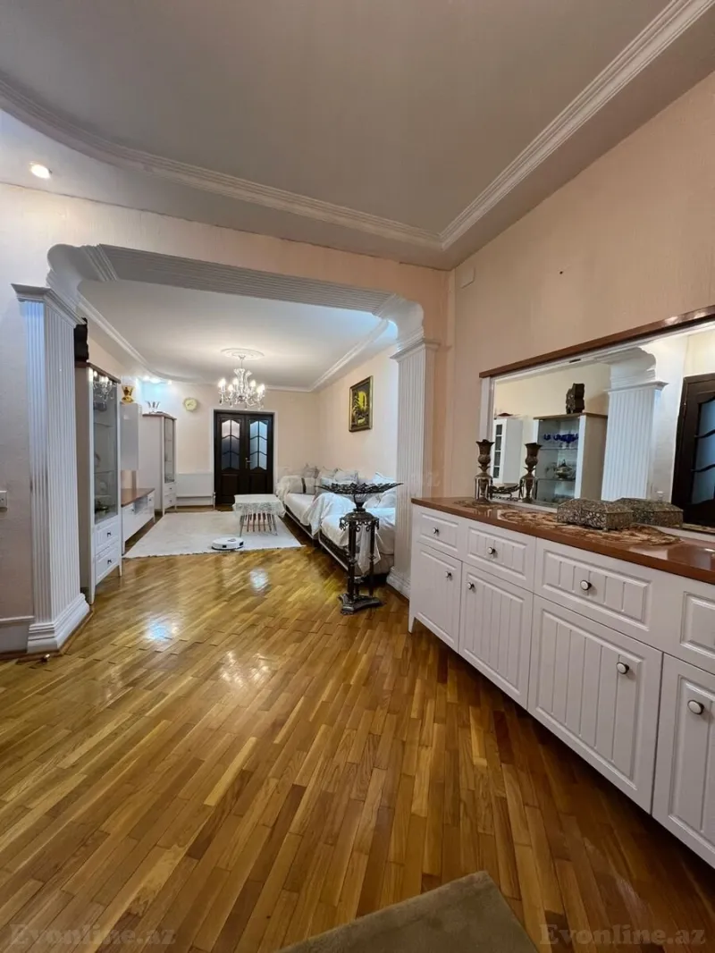 Satılır 3 otaqlı Mənzil Köhnə tikili 125 m² Sabunçu r. - şəkil 4