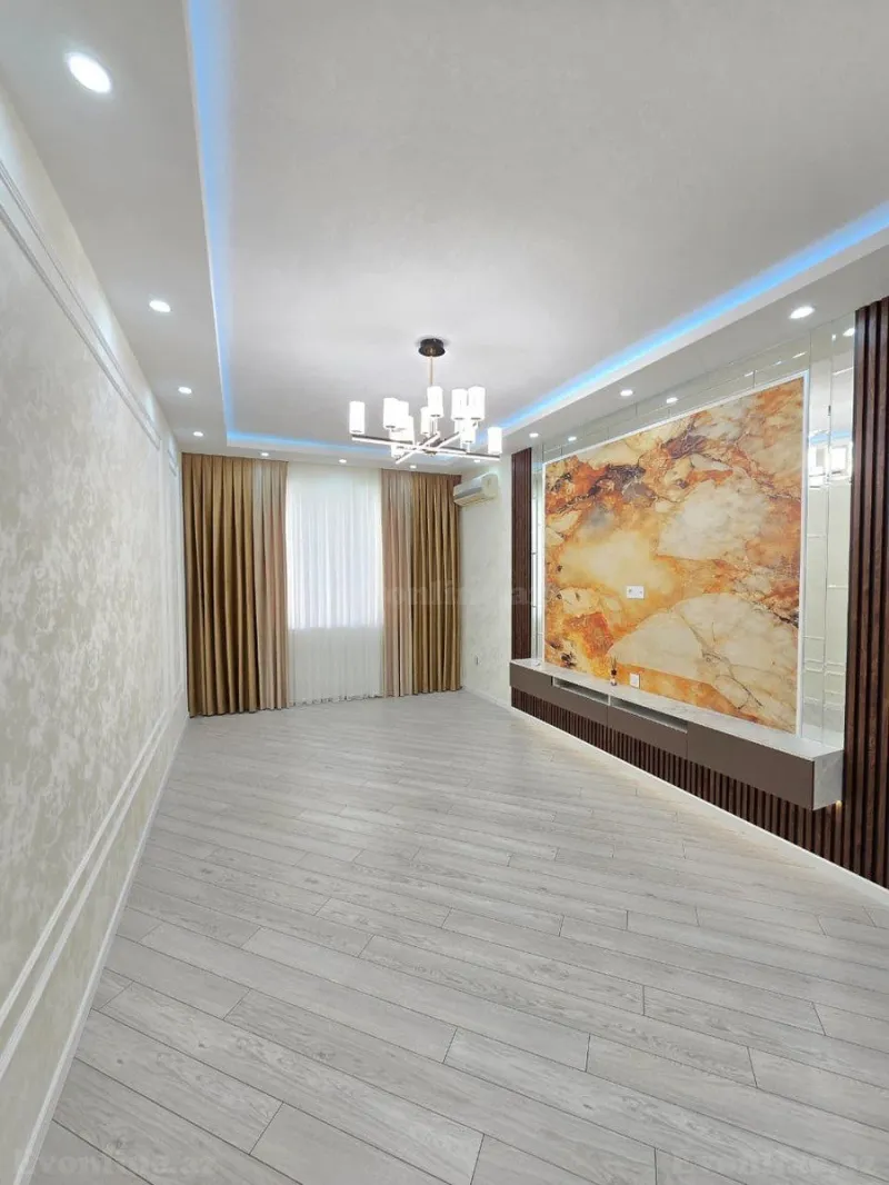 Satılır 3 otaqlı Mənzil Yeni tikili 95 m² Neftçilər m.
