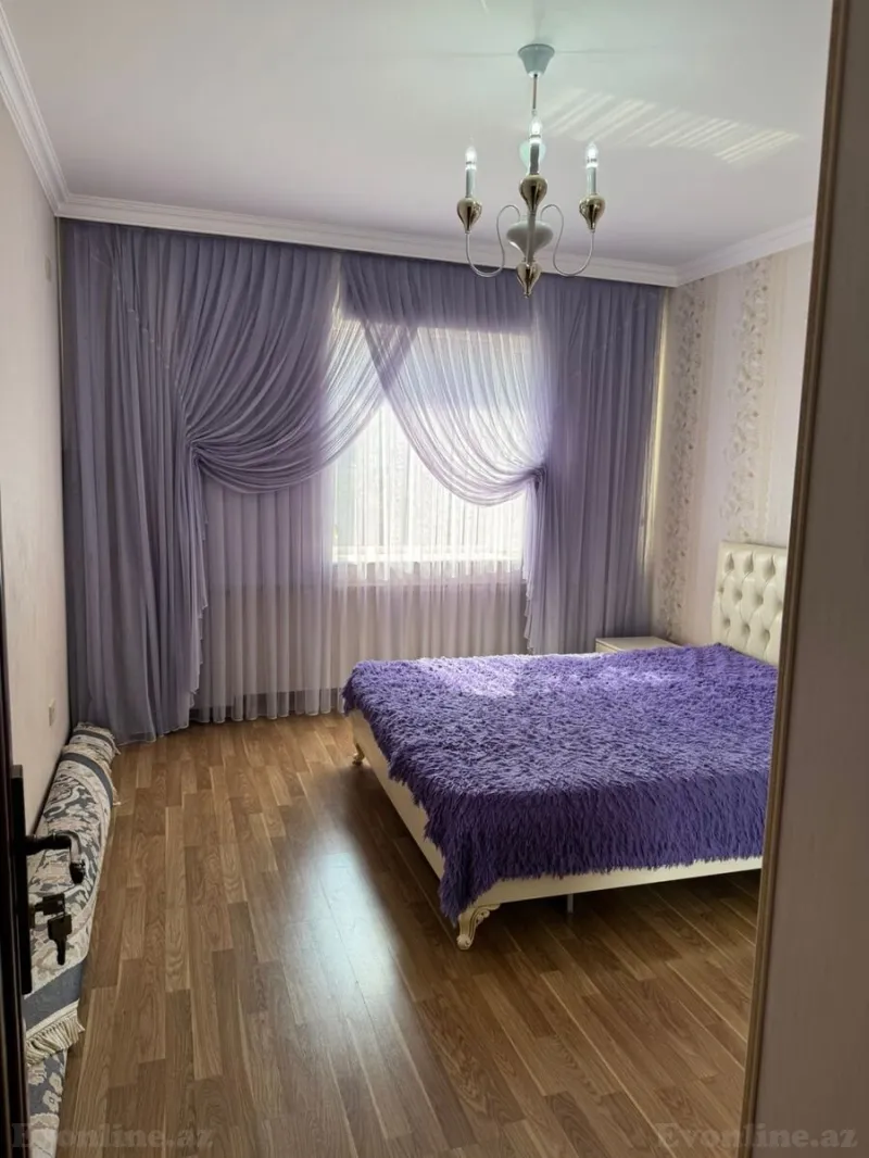 Satılır 4 otaqlı Mənzil Köhnə tikili 110 m² Elmlər Akademiyası m. - şəkil 3