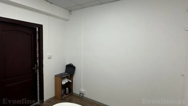 Kirayə verilir Ofis 10 m² Nizami m. - şəkil 2
