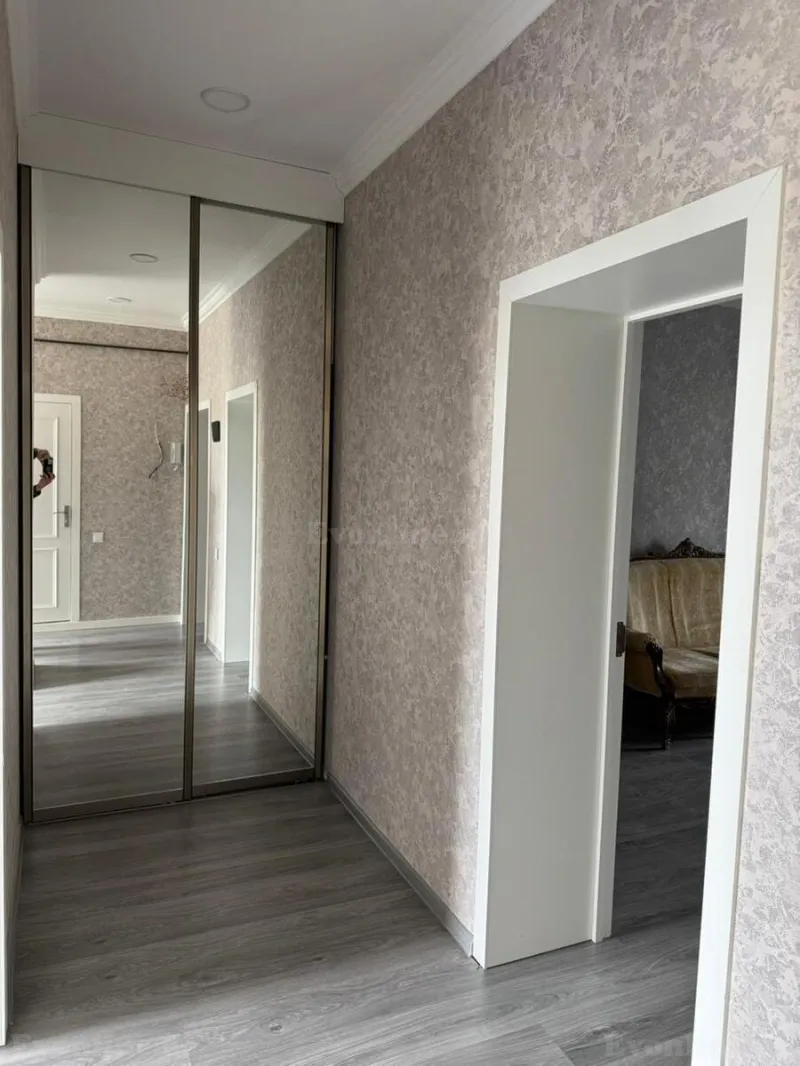 Satılır 3 otaqlı Mənzil Köhnə tikili 80 m² Nəsimi r. - şəkil 7