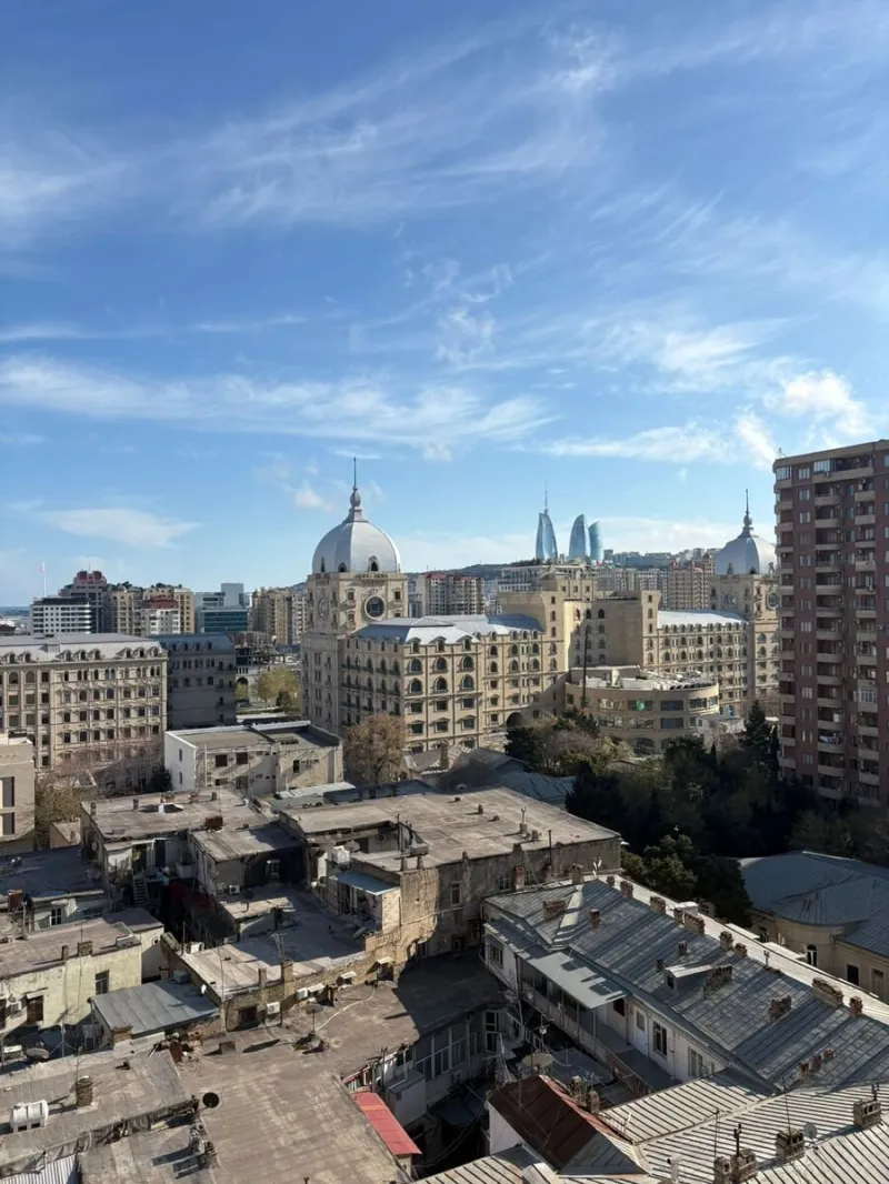 Satılır 4 otaqlı Mənzil Yeni tikili 190 m² Nizami m. - şəkil 2