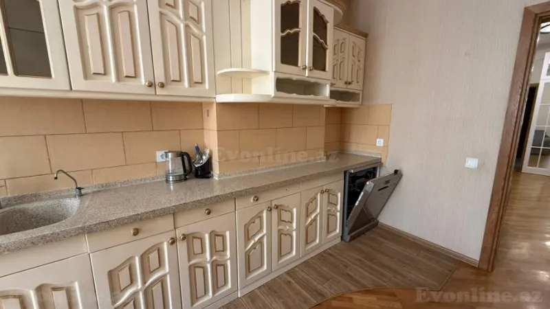 Kirayə verilir 3 otaqlı Mənzil Yeni tikili 160 m² Elmlər Akademiyası m. - şəkil 7