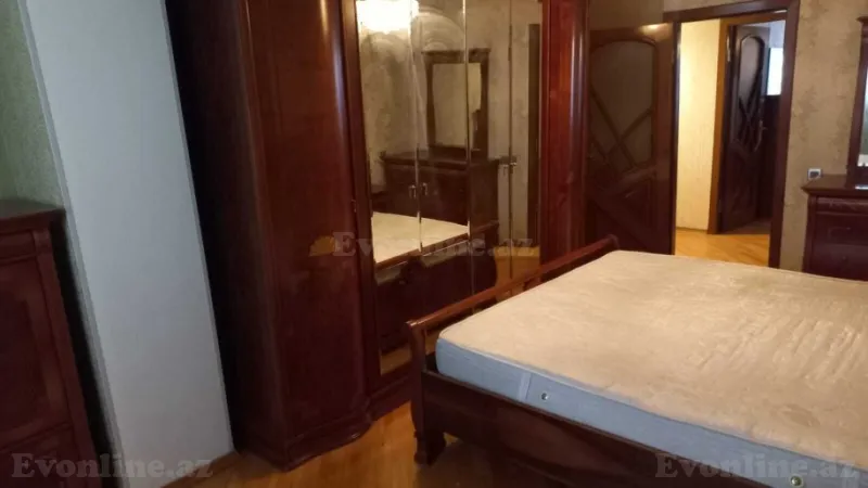 Satılır 3 otaqlı Mənzil Köhnə tikili 85 m² İnşaatçılar m. - şəkil 10