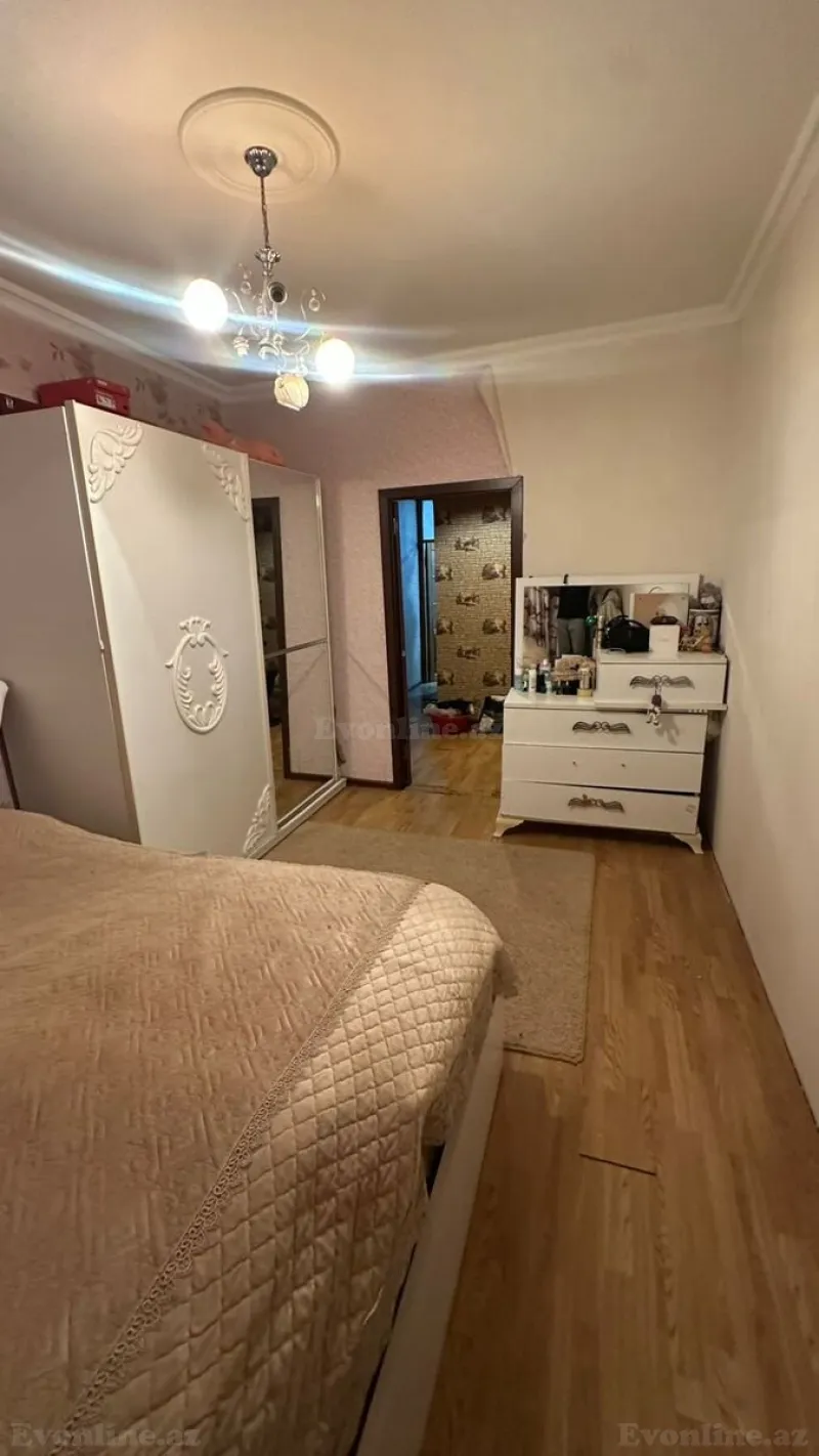 Satılır 3 otaqlı Mənzil Köhnə tikili 85 m² Suraxanı r. - şəkil 3