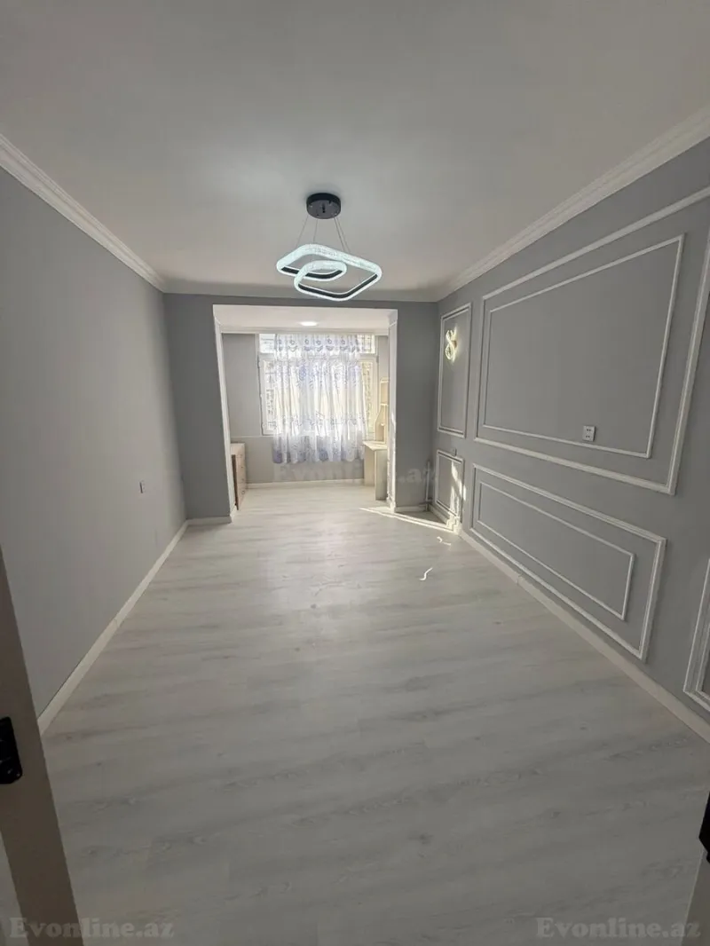 3 otaqlı Mənzil 90 m² Xətai r. Satılır