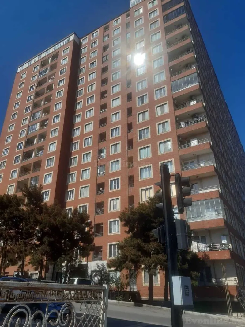 Satılır 2 otaqlı Mənzil Yeni tikili 90 m² 9-cu mikrorayon - şəkil 2
