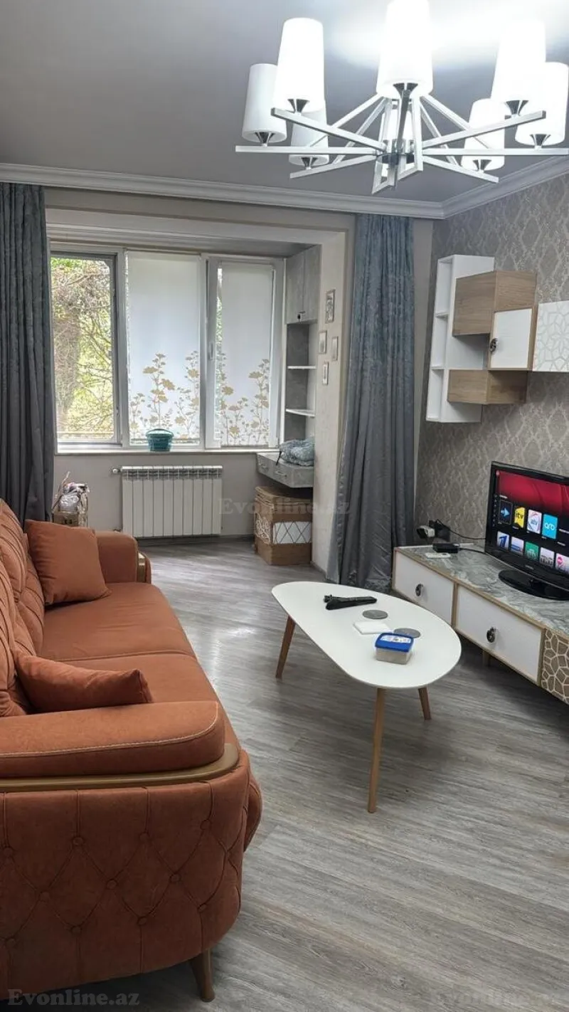 2 otaqlı Mənzil 55 m² Elmlər Akademiyası m. Kirayə verilir