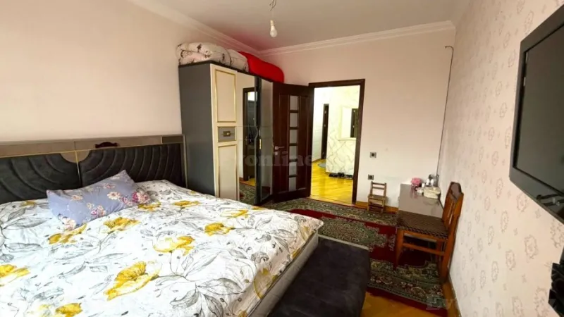 Satılır 3 otaqlı Mənzil Köhnə tikili 90 m² Xətai r. - şəkil 5
