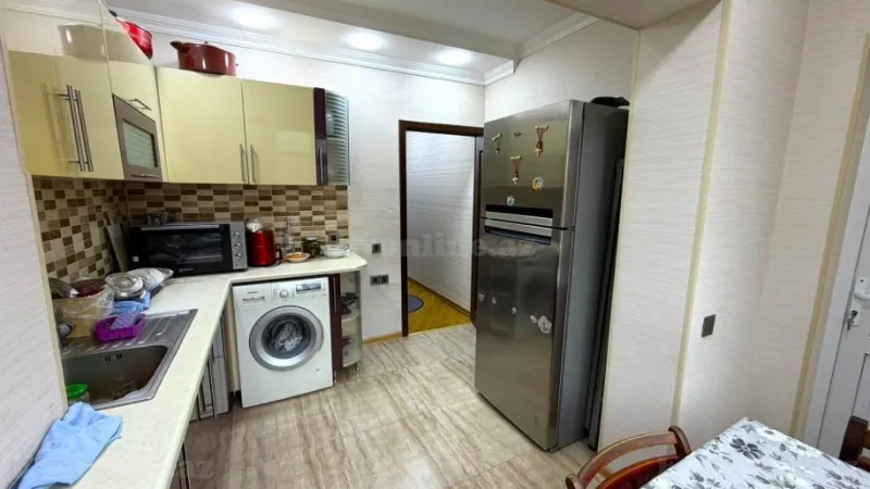 Satılır 3 otaqlı Mənzil Köhnə tikili 90 m² Xətai r. - şəkil 9