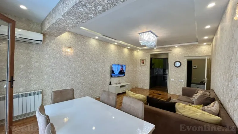2 otaqlı Mənzil 72 m² Xətai m. Kirayə verilir
