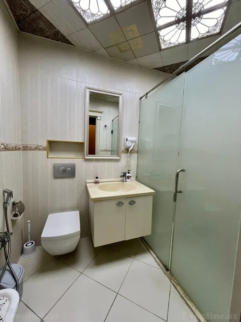 Kirayə verilir 2 otaqlı Mənzil Yeni tikili 72 m² Xətai m. - şəkil 11