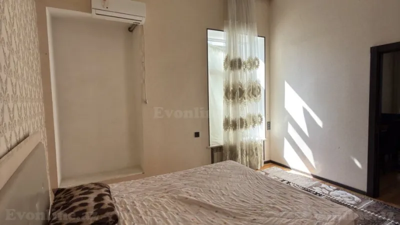 Satılır 2 otaqlı Mənzil Köhnə tikili 45 m² Sahil m. - şəkil 3