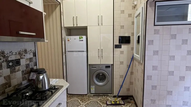 Satılır 2 otaqlı Mənzil Köhnə tikili 45 m² Sahil m. - şəkil 8
