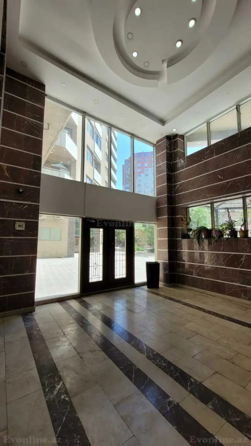 Satılır 4 otaqlı Mənzil Yeni tikili 196 m² Elmlər Akademiyası m. - şəkil 3