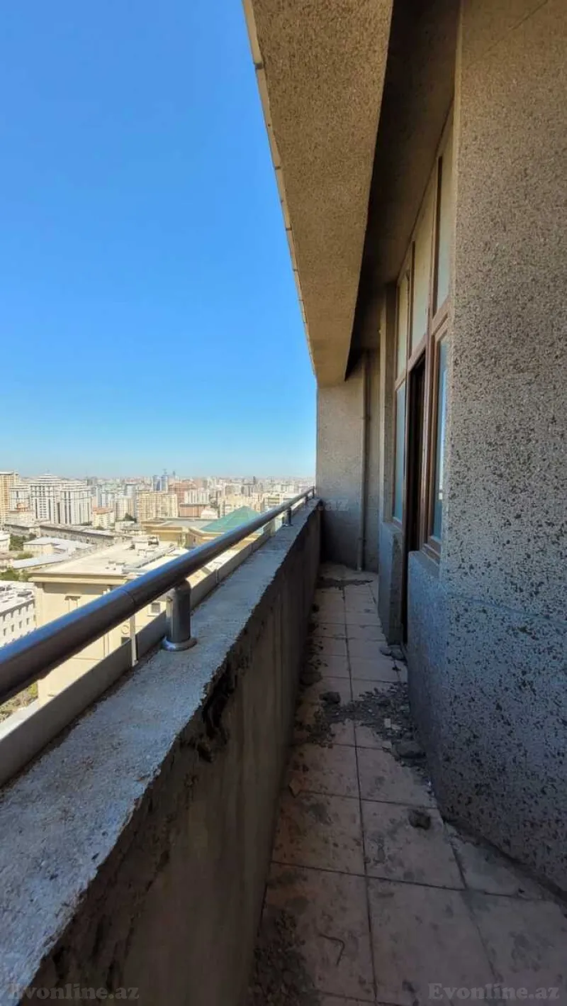 Satılır 4 otaqlı Mənzil Yeni tikili 196 m² Elmlər Akademiyası m. - şəkil 20
