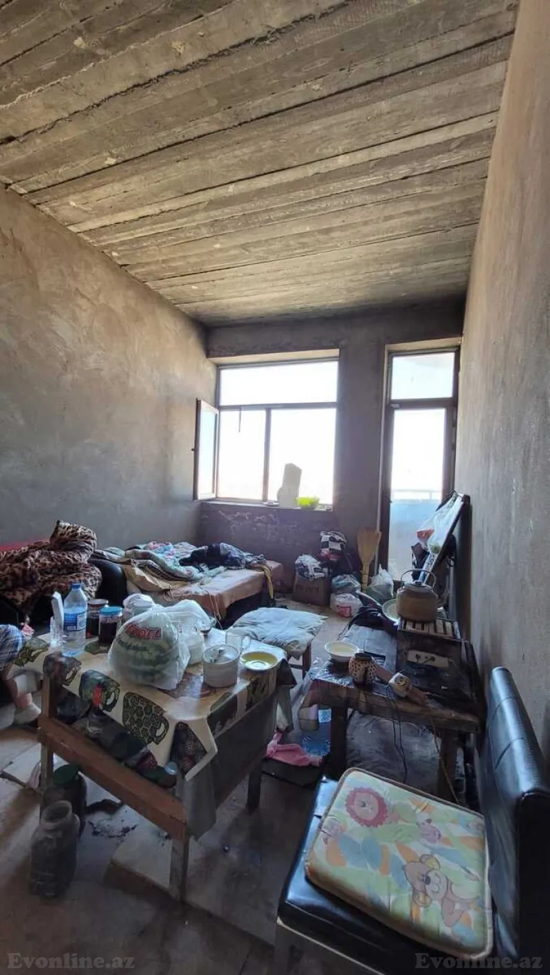 Satılır 4 otaqlı Mənzil Yeni tikili 196 m² Elmlər Akademiyası m. - şəkil 24