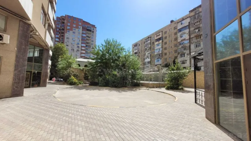 Satılır 4 otaqlı Mənzil Yeni tikili 196 m² Elmlər Akademiyası m. - şəkil 28