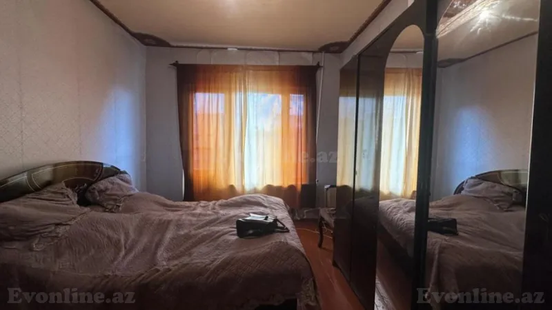 Satılır 2 otaqlı Mənzil Köhnə tikili 65 m² Əhmədli m. - şəkil 3