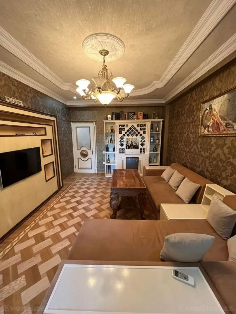 Satılır 4 otaqlı Mənzil Yeni tikili 192 m² 28 May m. - şəkil 9