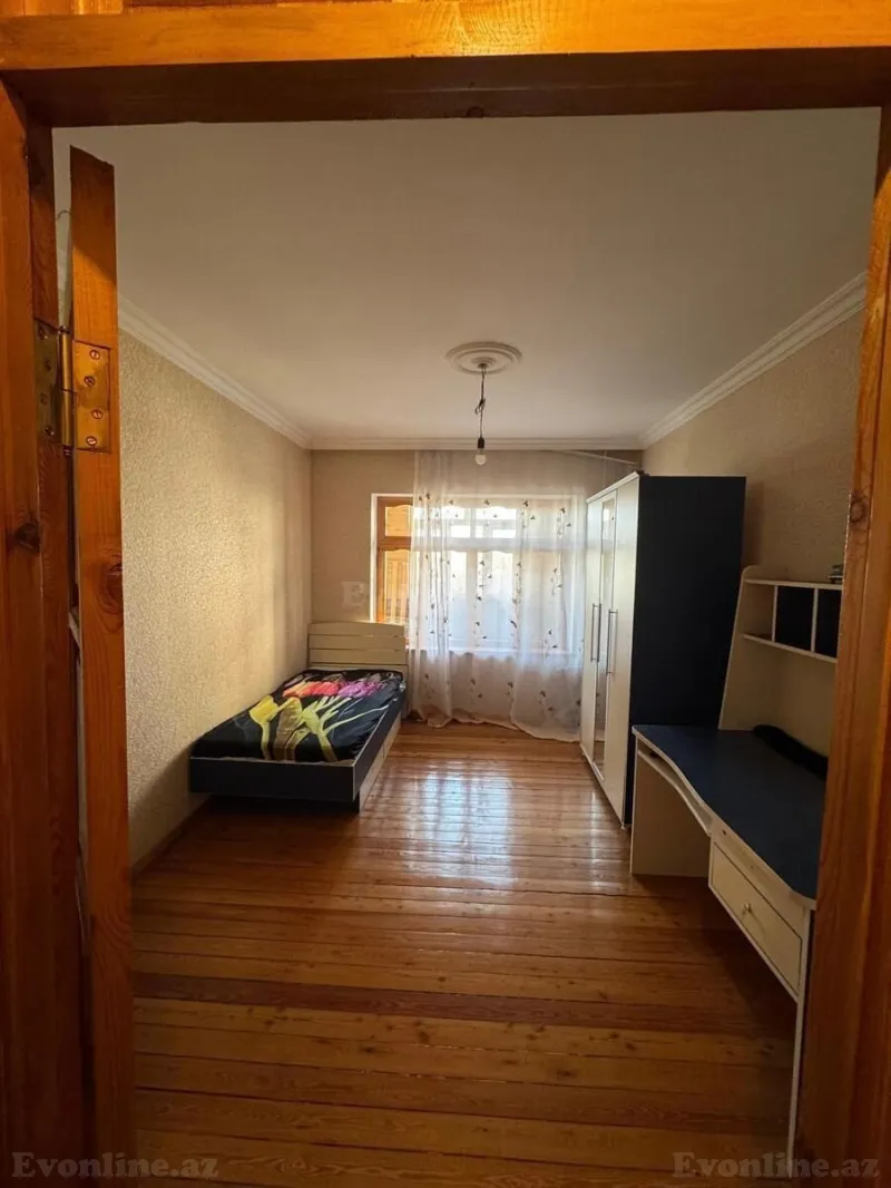 Satılır 5 otaqlı Mənzil Köhnə tikili 120 m² Əhmədli m. - şəkil 4