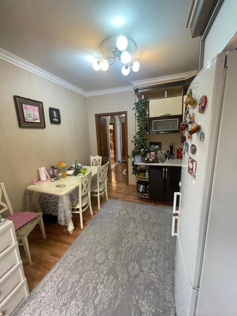 Kirayə verilir 2 otaqlı Mənzil Köhnə tikili 60 m² Həzi Aslanov m. - şəkil 5