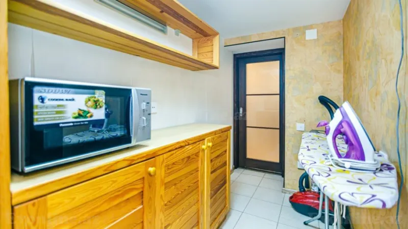 Kirayə verilir 3 otaqlı Mənzil Köhnə tikili 82 m² Sahil m. - şəkil 6