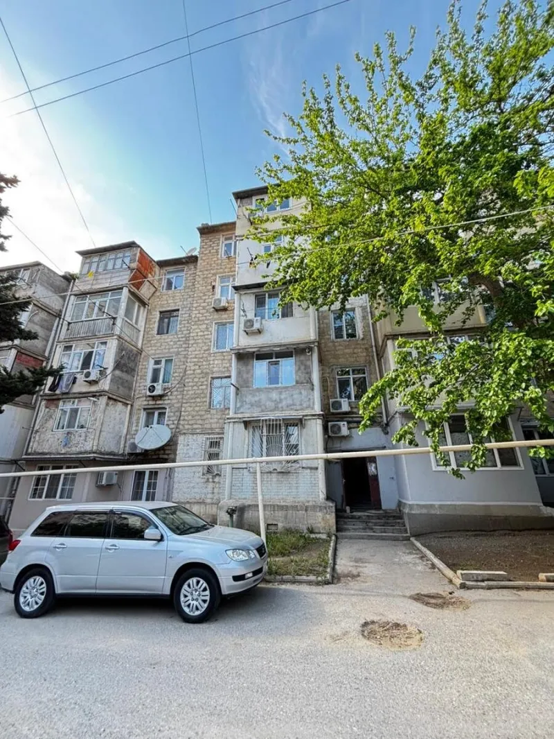 2 otaqlı Mənzil 55 m² Qara Qarayev m. Satılır