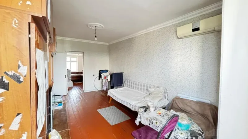 Satılır 2 otaqlı Mənzil Köhnə tikili 55 m² Qara Qarayev m. - şəkil 3