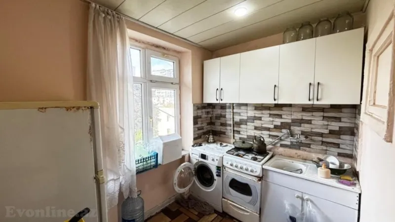 Satılır 2 otaqlı Mənzil Köhnə tikili 55 m² Qara Qarayev m. - şəkil 9