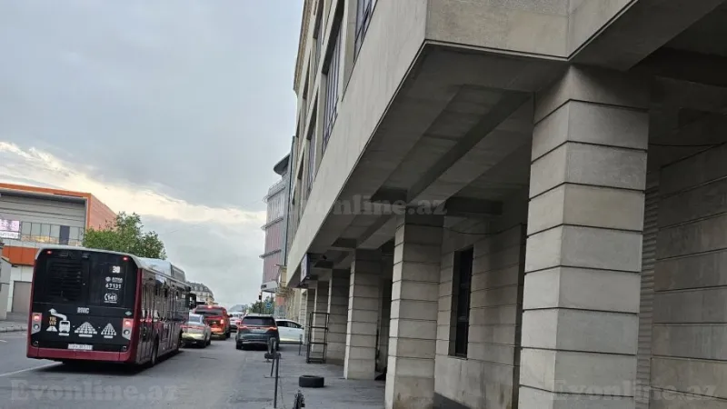 Obyekt 300 m² Keşlə Kirayə verilir