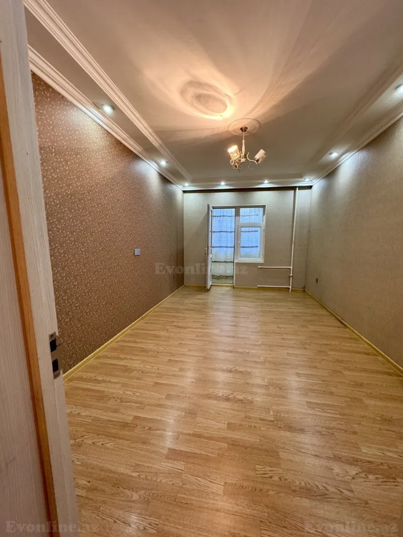 Satılır 2 otaqlı Mənzil Köhnə tikili 50 m² Yeni Yasamal - şəkil 4