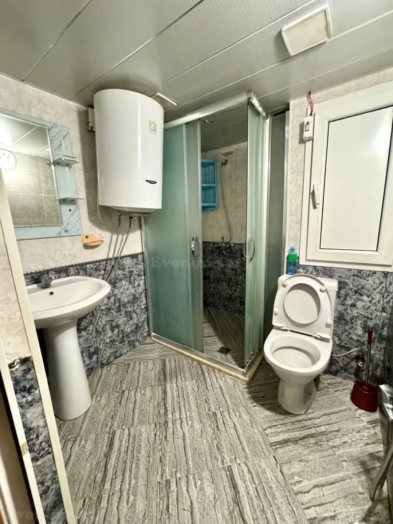 Satılır 2 otaqlı Mənzil Köhnə tikili 50 m² Yeni Yasamal - şəkil 14
