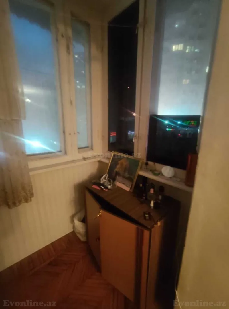 Satılır 1 otaqlı Mənzil Köhnə tikili 35 m² Elmlər Akademiyası m. - şəkil 2
