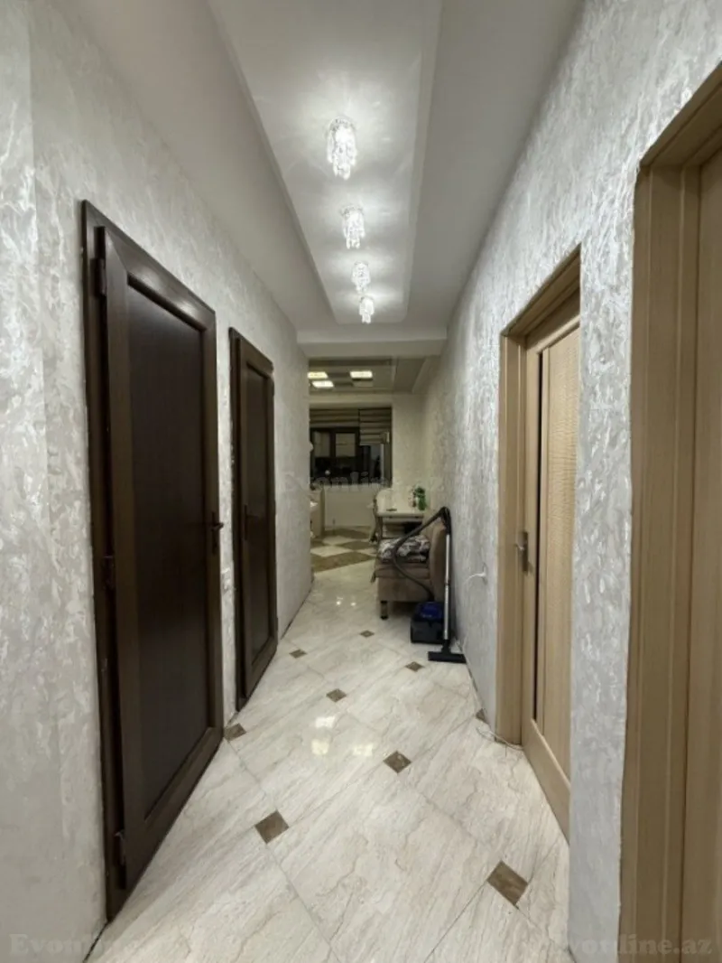 Satılır 3 otaqlı Mənzil Köhnə tikili 90 m² 8-ci mikrorayon - şəkil 2