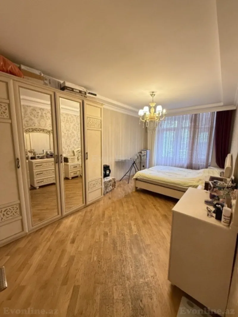 Satılır 3 otaqlı Mənzil Köhnə tikili 90 m² 8-ci mikrorayon - şəkil 3