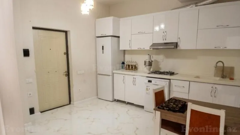 Kirayə verilir 2 otaqlı Mənzil Yeni tikili 80 m² Xətai m. - şəkil 5