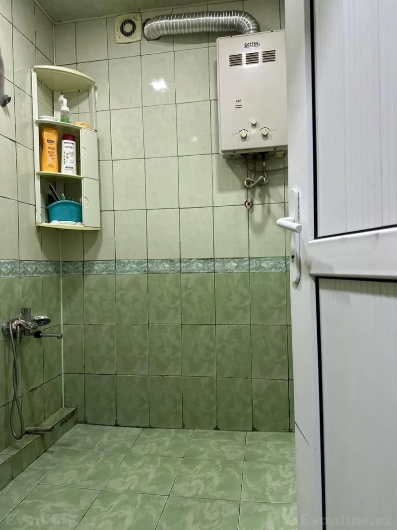 Satılır 2 otaqlı Mənzil Köhnə tikili 55 m² 5-ci mikrorayon - şəkil 12