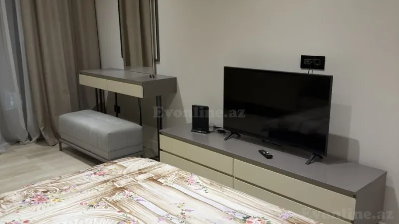 Kirayə verilir 3 otaqlı Mənzil Yeni tikili 170 m² Sabunçu r. - şəkil 3