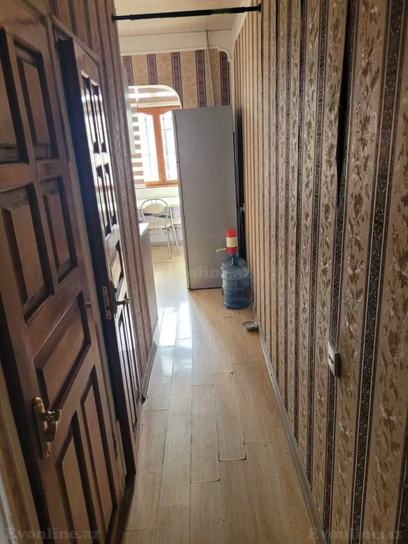 Satılır 2 otaqlı Mənzil Köhnə tikili 51 m² Qaraçuxur - şəkil 4