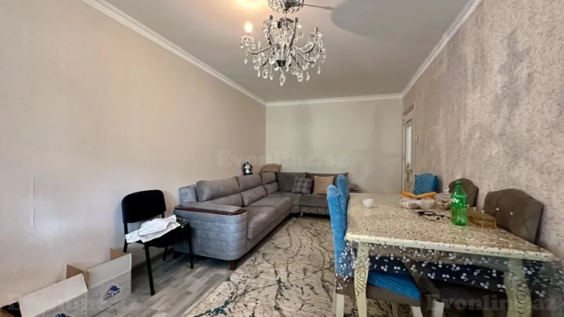 Satılır 4 otaqlı Mənzil Köhnə tikili 90 m² Neftçilər m. - şəkil 3